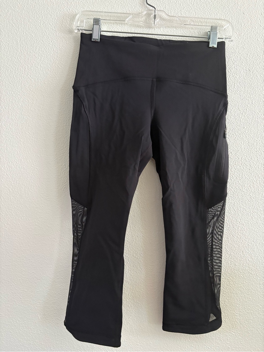 Lululemon Mesh Sun Runner Crops